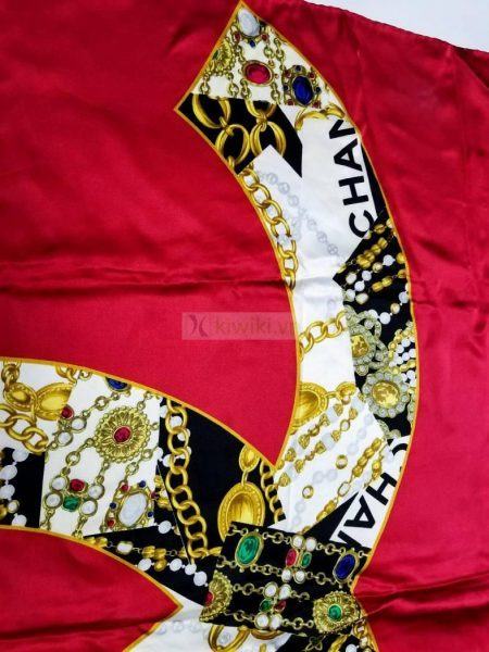 1011-Khăn lụa-CHANEL Red and Black Signature Logo Motif Scarf (~85cm x 85cm)4