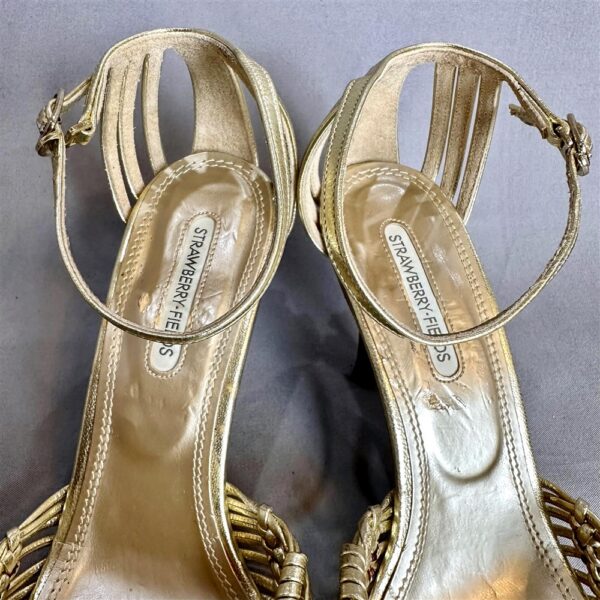1234-Size 35.5-36-STRAWBERRY FIELDS gold metallic sandals-Sandal nữ-Đã sử dụng5