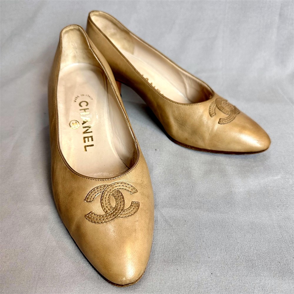 Chanel Classic Ballet Flats Beige Gold Leather