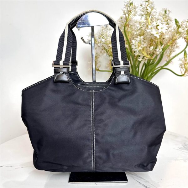 black smooth leather shoulder bag | agnès b.