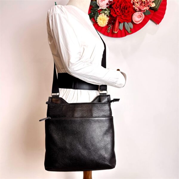 1430-Túi đeo chéo-KITAMURA black leather crossbody bag1