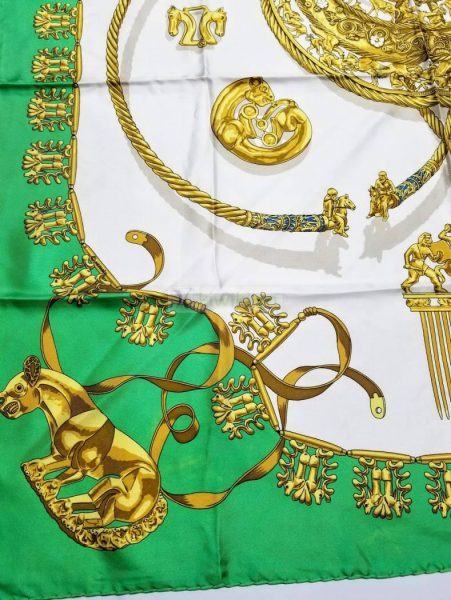 1041-Khăn lụa-HERMES Les Cavaliers D’or Rybal green scarf3