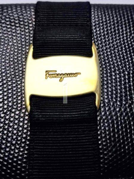1665-Ví dài nữ-SALVATORE FERRAGAMO Vara black textured leather wallet6