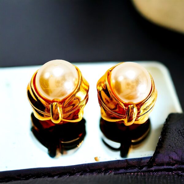 0880-Bông tai nữ-Faux pearl gold plated clip earrings-Đã sử dụng0