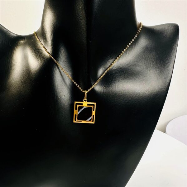 0808-Dây chuyền nữ-Gold color & black gemstone necklace7