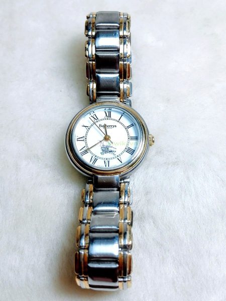1813-Đồng hồ nữ-BURBERRY 8000 women’s watch1
