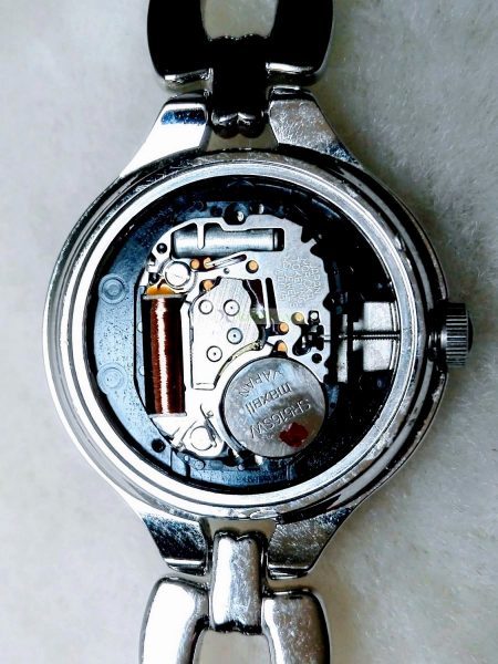 1828-Đồng hồ nữ-Courreges women’s watch10