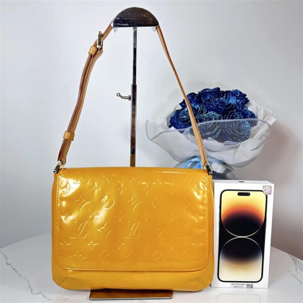 2502-Túi đeo vai-LOUIS VUITTON Thompson Street yellow vernis leather shoulder bag-Như mới1