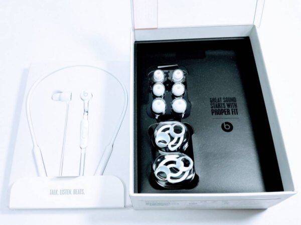 9501-Tai nghe-BEATS Bluetooth earphones3