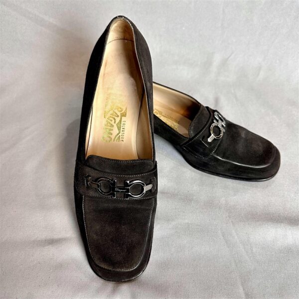 3832-Size 37-37.5-SALVATORE FERRAGAMO suede leather shoes-Giầy da nữ-Đã sử dụng0