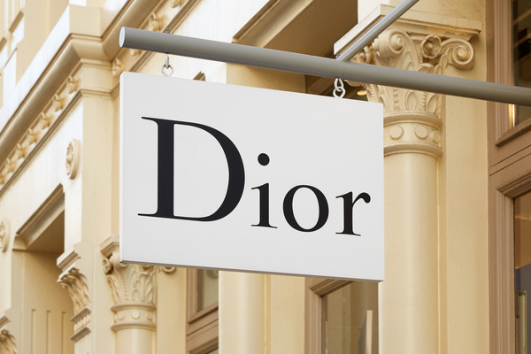 Lịch sử hình thành thương hiệu Dior 