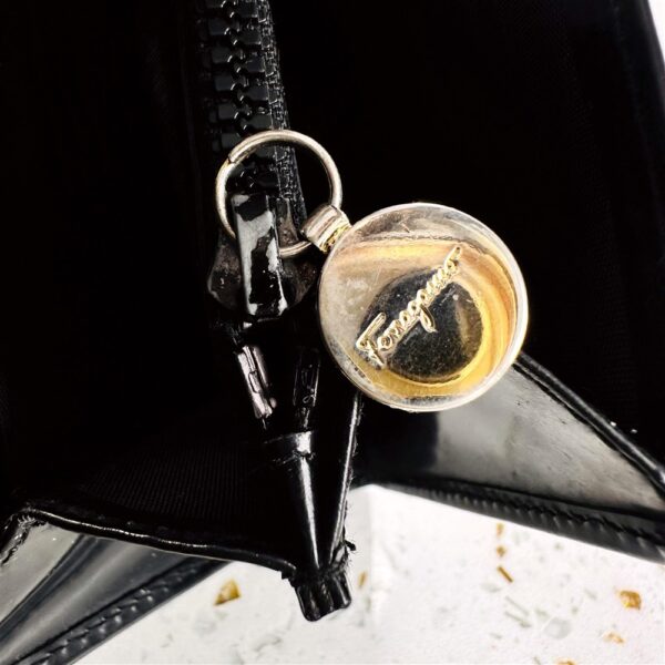 5413-Ví dài nữ-SALVATORE FERRAGAMO black patent leather wallet-Đã sử dụng15