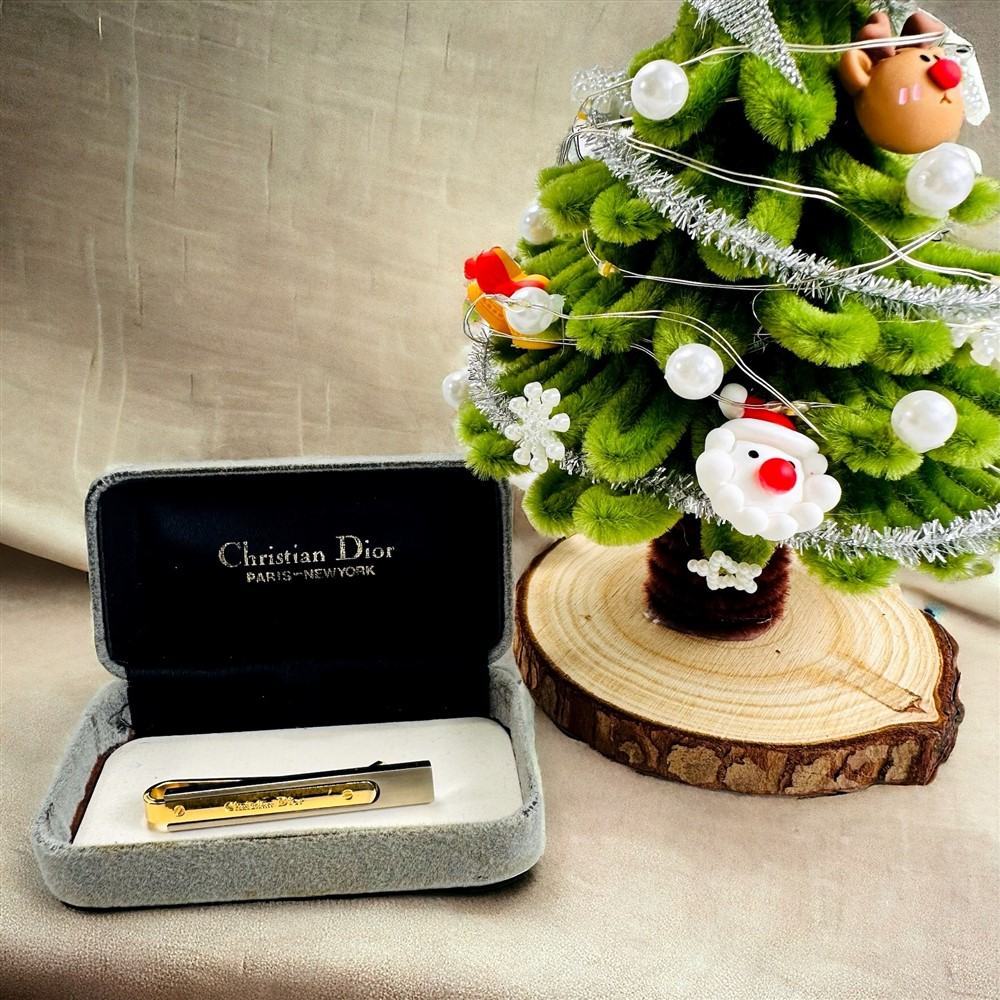 2214CHRISTIAN DIOR Tie BarKẹp cà vạtĐã sử dụng/Khá mới KIWIKI BOUTIQUE