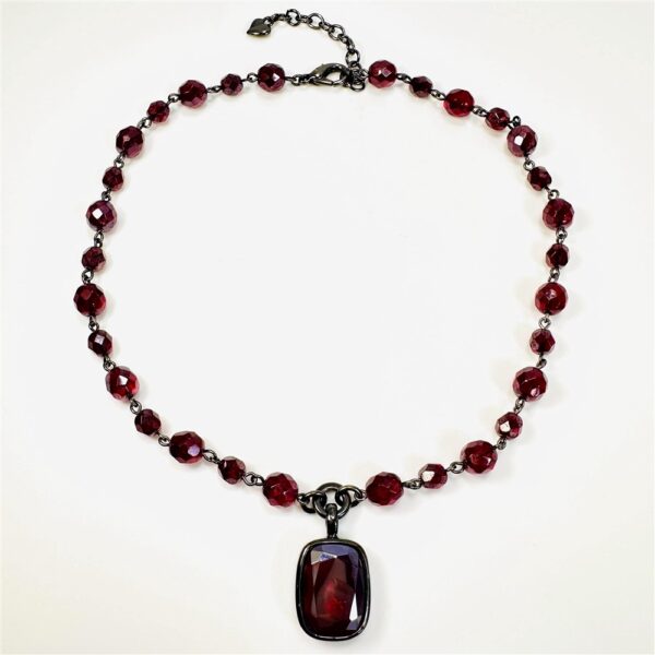 2290-Dây chuyền nữ-CAROLEE faceted smoky red glass necklace-Khá mới3