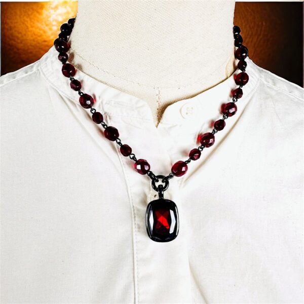 2290-Dây chuyền nữ-CAROLEE faceted smoky red glass necklace-Khá mới2