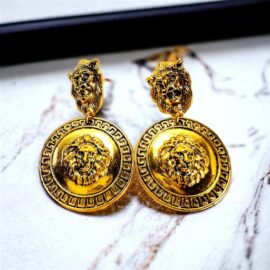 2428-Bông tai nữ-Gold color lion earrings-Mới/chưa sử dụng