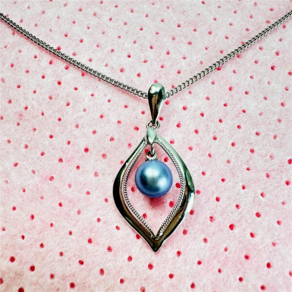 2319-Dây chuyền nữ-Blue pearl & silver color necklace-Như mới2