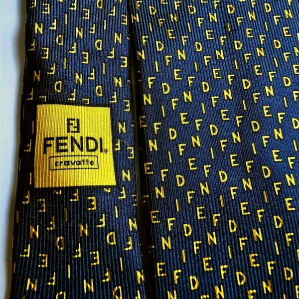 3648-Caravat-FENDI silk tie-Khá mới3